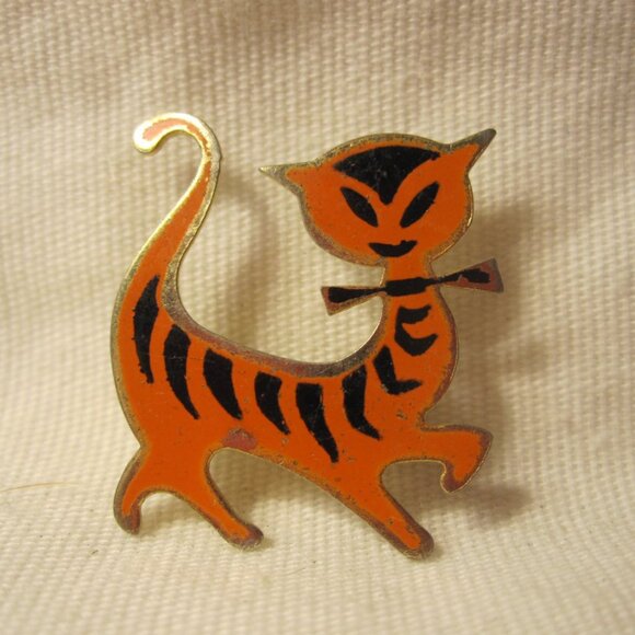 Unique Vintage Jewelry - Vintage Cartoon Bengal Tiger w/ Bowtie Pin: Orange w/ Black Stripes on Gold